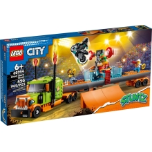 LEGO® City (60294) Kaskadérský kamión