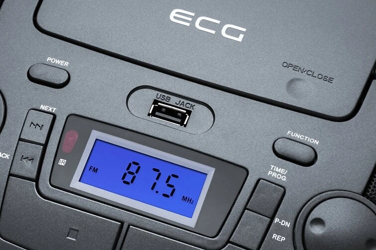 ECG CDR 500 Radiopřehrávač, titanová